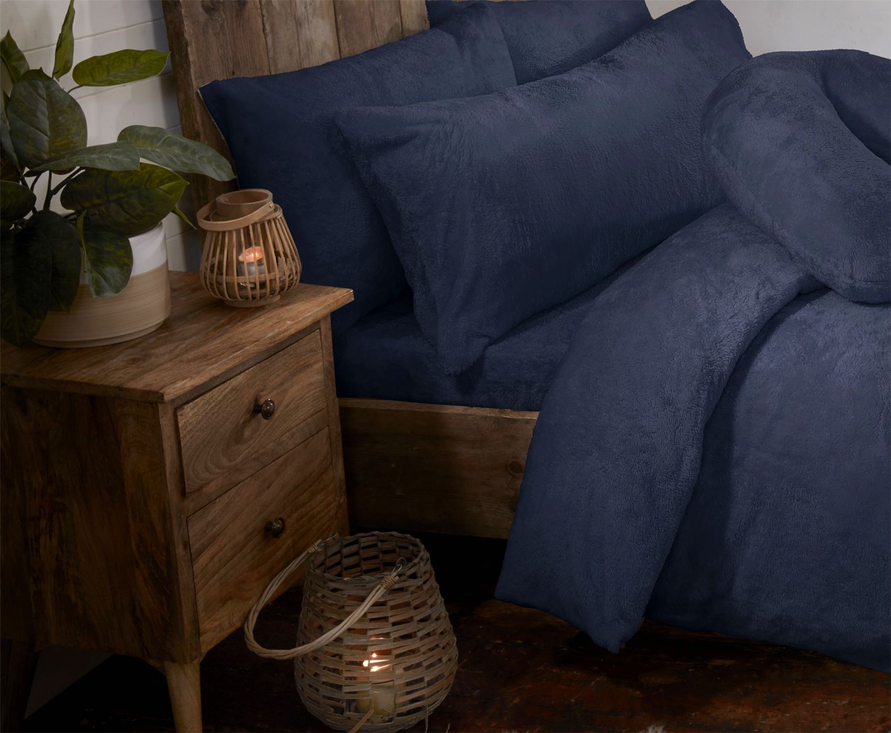 Navy Super King Size Teddy Fleece Pair Pillowcases 50cm x 90cm